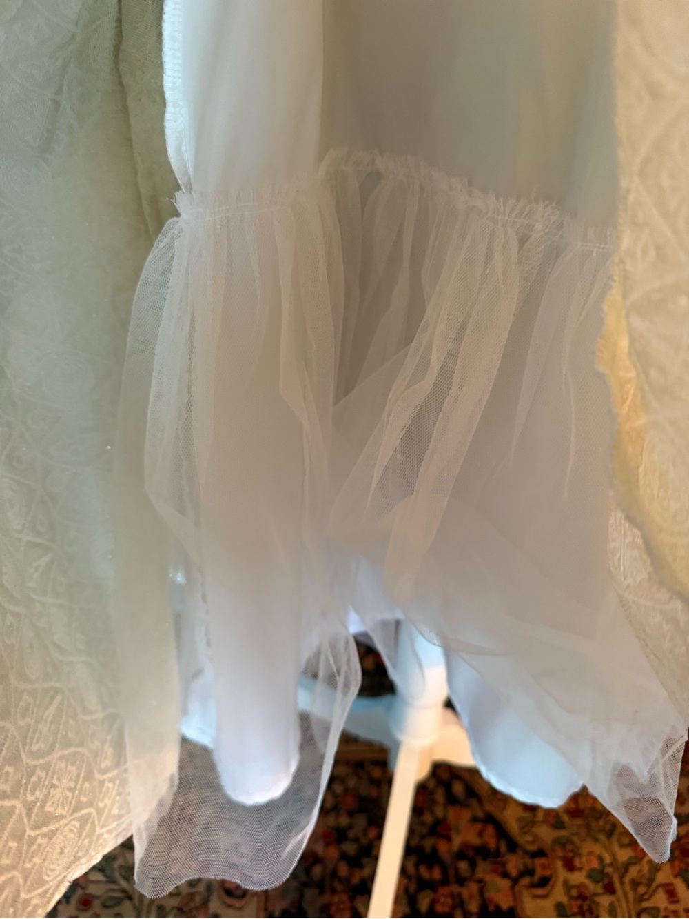 Disney dress shop collectible w/tulle, sparkles, brocade and embroidery. - Picture 6 of 7
